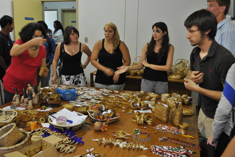 Indigenous artisans sell crafts on campus
